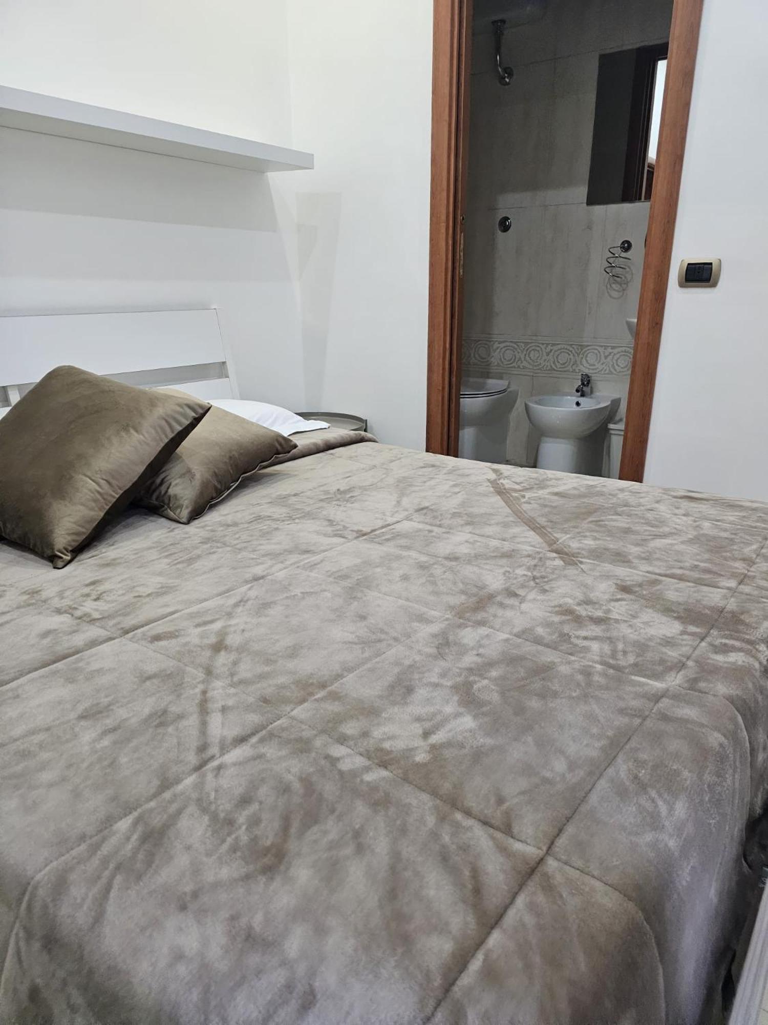 B&B Terronia Наполи Екстериор снимка