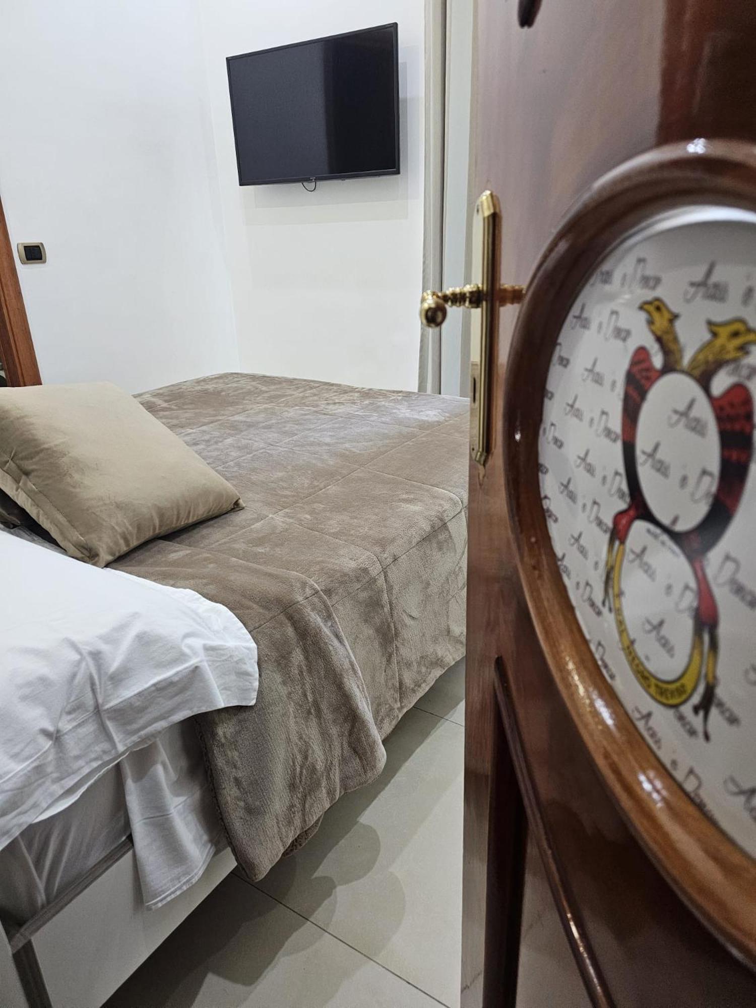 B&B Terronia Наполи Екстериор снимка