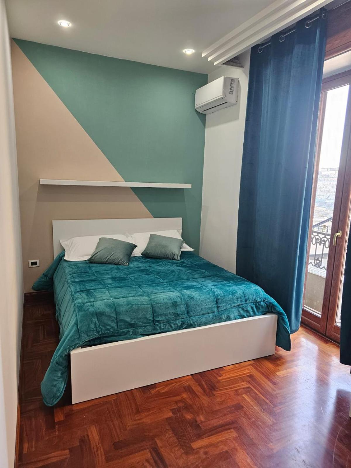 B&B Terronia Наполи Екстериор снимка