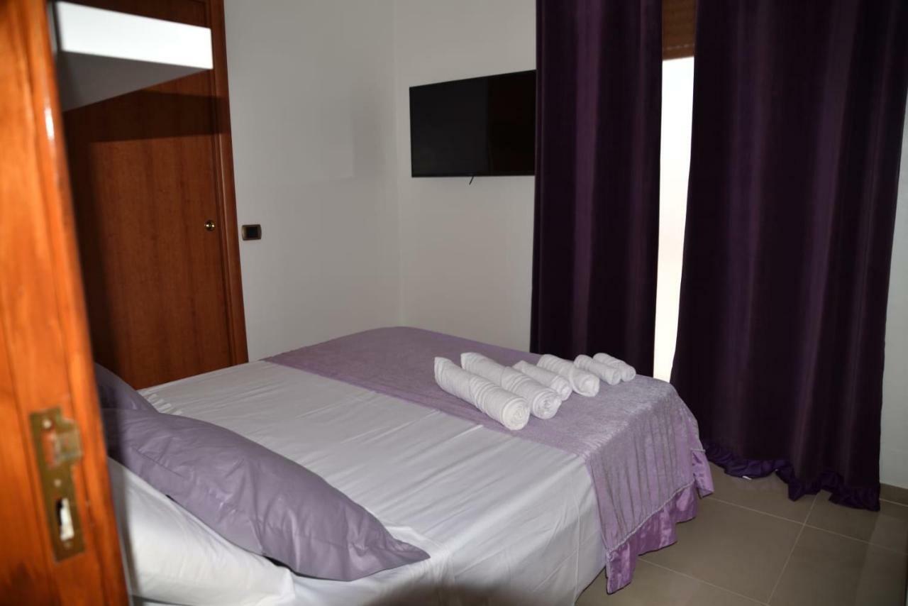 B&B Terronia Наполи Екстериор снимка